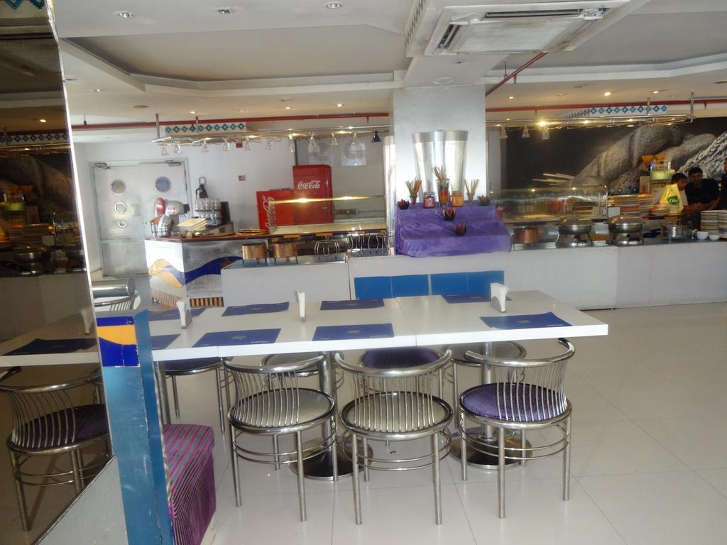 Hotel Ohris Banjara Hajdarabad Zewnętrze zdjęcie