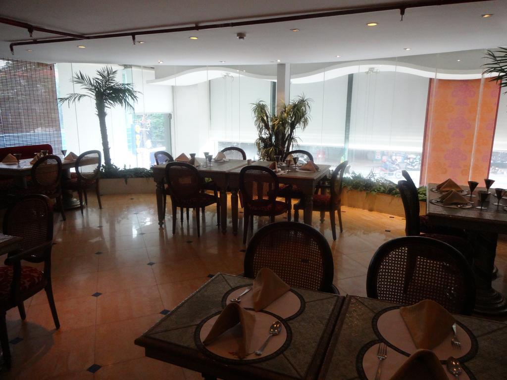 Hotel Ohris Banjara Hajdarabad Zewnętrze zdjęcie