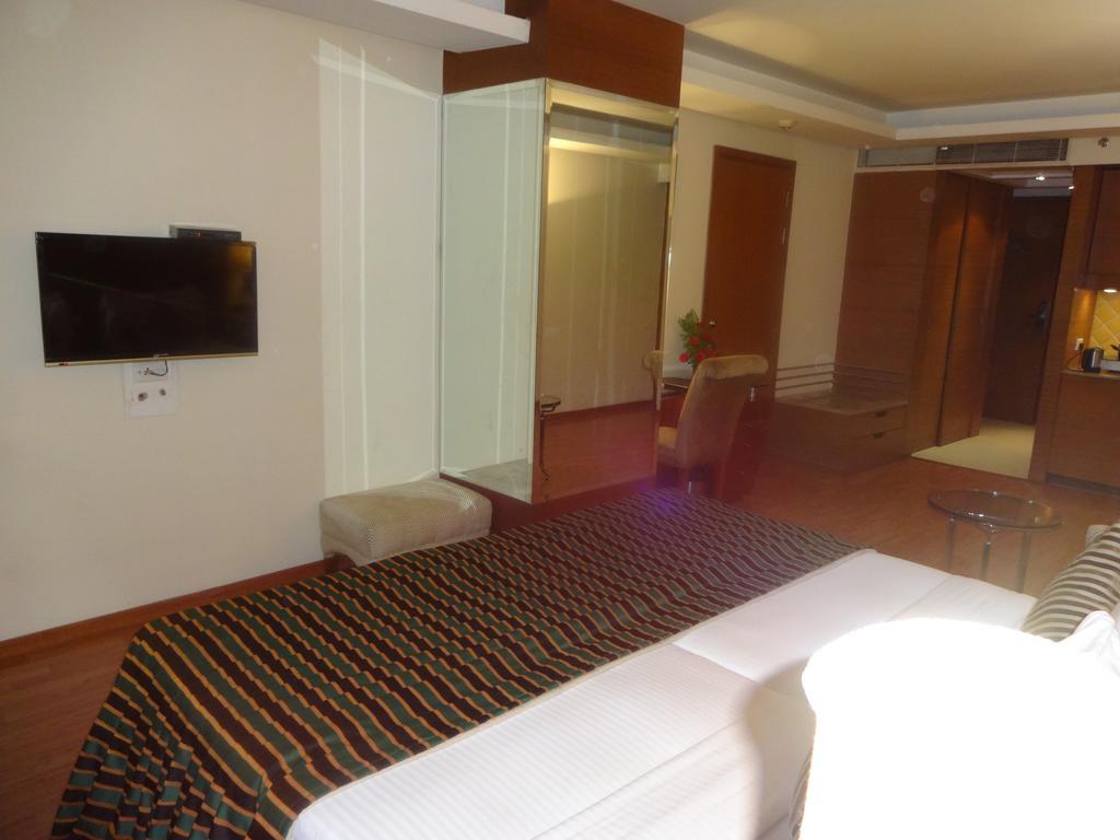 Hotel Ohris Banjara Hajdarabad Zewnętrze zdjęcie