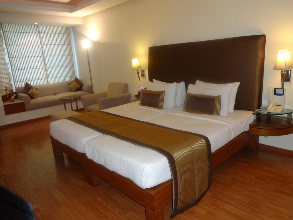 Hotel Ohris Banjara Hajdarabad Zewnętrze zdjęcie