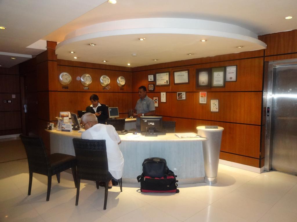 Hotel Ohris Banjara Hajdarabad Zewnętrze zdjęcie