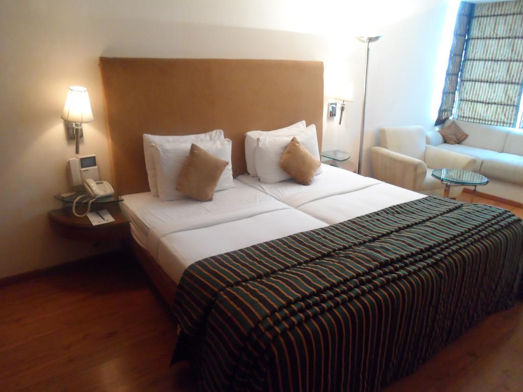 Hotel Ohris Banjara Hajdarabad Zewnętrze zdjęcie